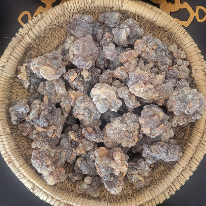 Faseel Pouch with Black Frankincense Resin – 80g